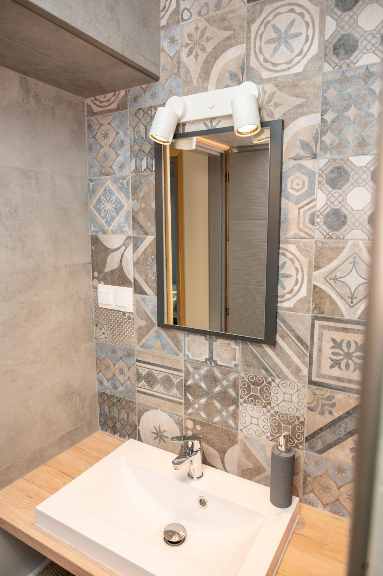 Tuenderkert Apartman Gyula Ngoại thất bức ảnh